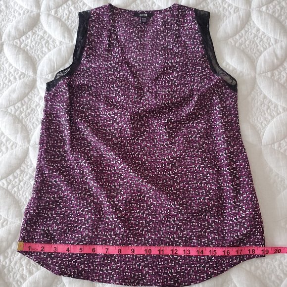 Sleeveless Top with Abstract Print - Picture 4 of 7